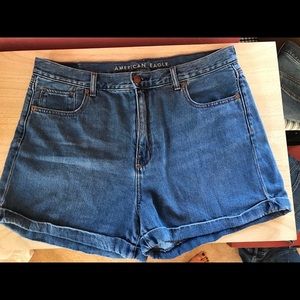 American eagle mom shorts